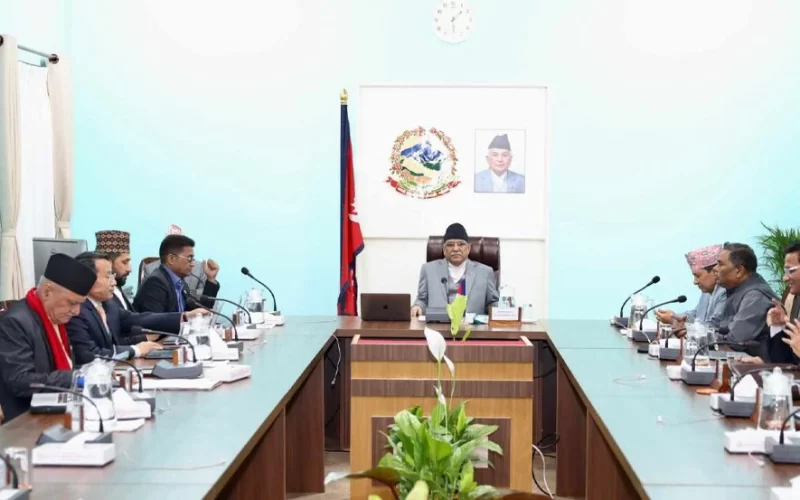 प्रधानमन्त्री प्रचण्डले गर्याे मन्त्रीहरूलाई कडाइ, प्रधानमन्त्रीलाई दैनिक ब्रिफिङ गर्नुपर्ने