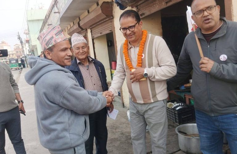 प्रदेश निर्वाचन कार्यालयमा कालो ब्यानर, उम्मेदवारहरूलाई उम्मेदवारी फिर्तालिन पत्राचार