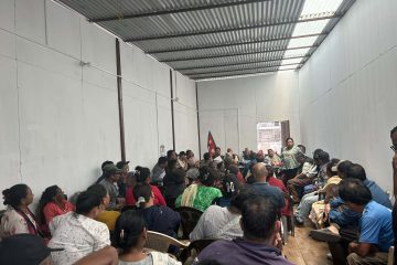 विना विकल्प घरटहरा भत्काउन आए सुकुम्बासीले कडा प्रतिरोध गर्ने