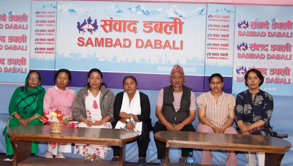 बालेन सरकारले सुकुम्बासीलाई अपराधिलाई जस्तै व्यवहार गर्योः पीडित