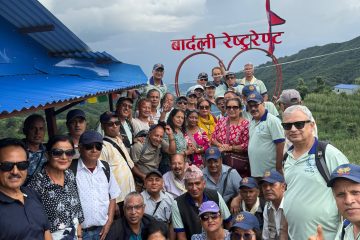 बार्दली रेस्टुरेन्ट एन्ड फरेस्ट भ्यु होमस्टे’ मा पूर्व बैंकरहरूको भब्य स्वागत, आतिथ्यतामा सञ्चालक निर्मला र गोविन्दको उदाहरणीय कदम