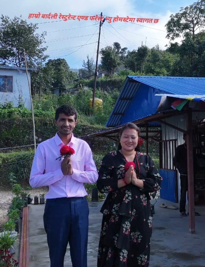 उपत्यका नजिकैको नयाँ ‘भाइरल’ गन्तव्य ओख्रेनीको बार्दली रेस्टुरेन्ट: VIP हरूको घुइँचो