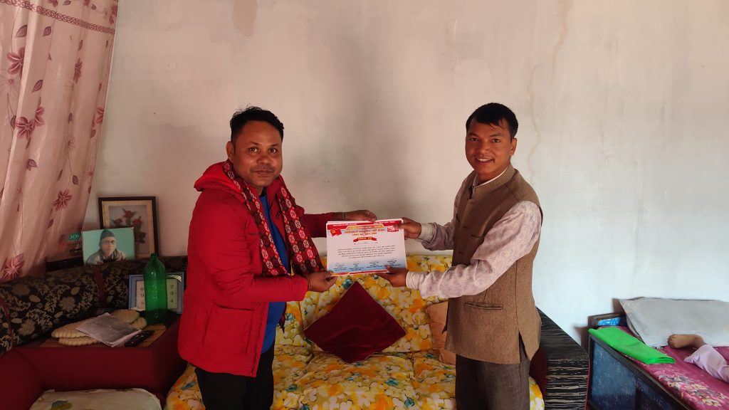 दलित र गैरदलितबीच बिबाह गर्ने एक जोडीलाई सम्मान